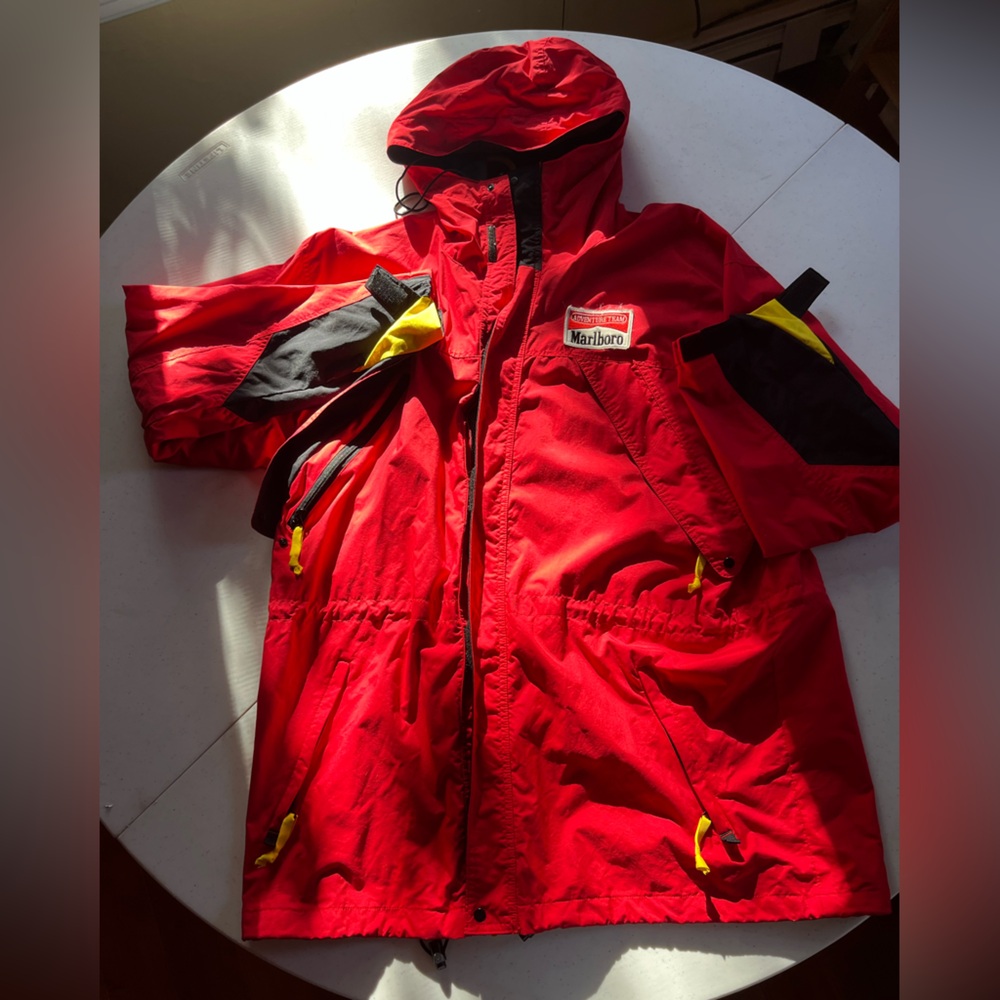 VINTAGE 90’s Marlboro Adventure Team Outdoor Jacket